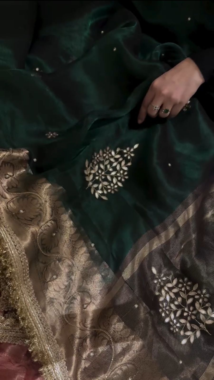Dark Green Pure Tissue Silk Banarasi Saree 🔥✨