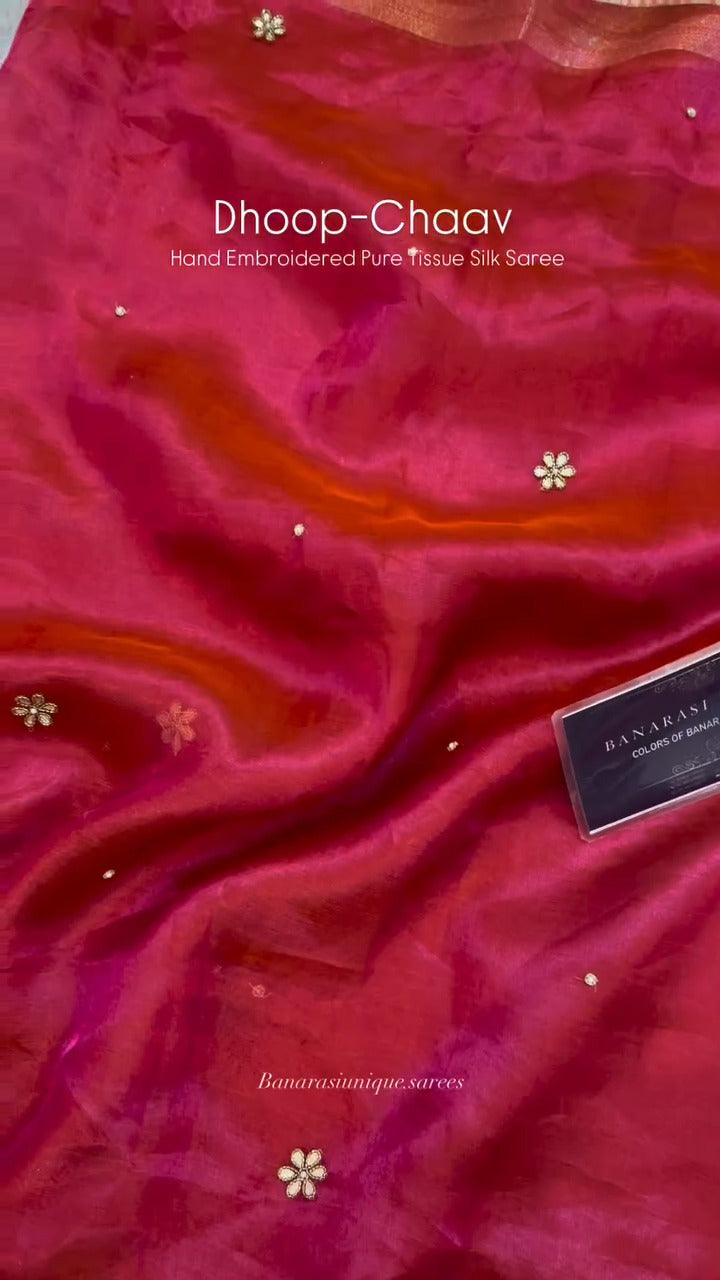 Red Dhoop Radiance Banarasi Saree 🔥🌟