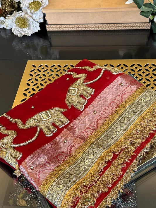 Kashi Gajraj Elegance Pure Banarasi Saree 🐘✨
