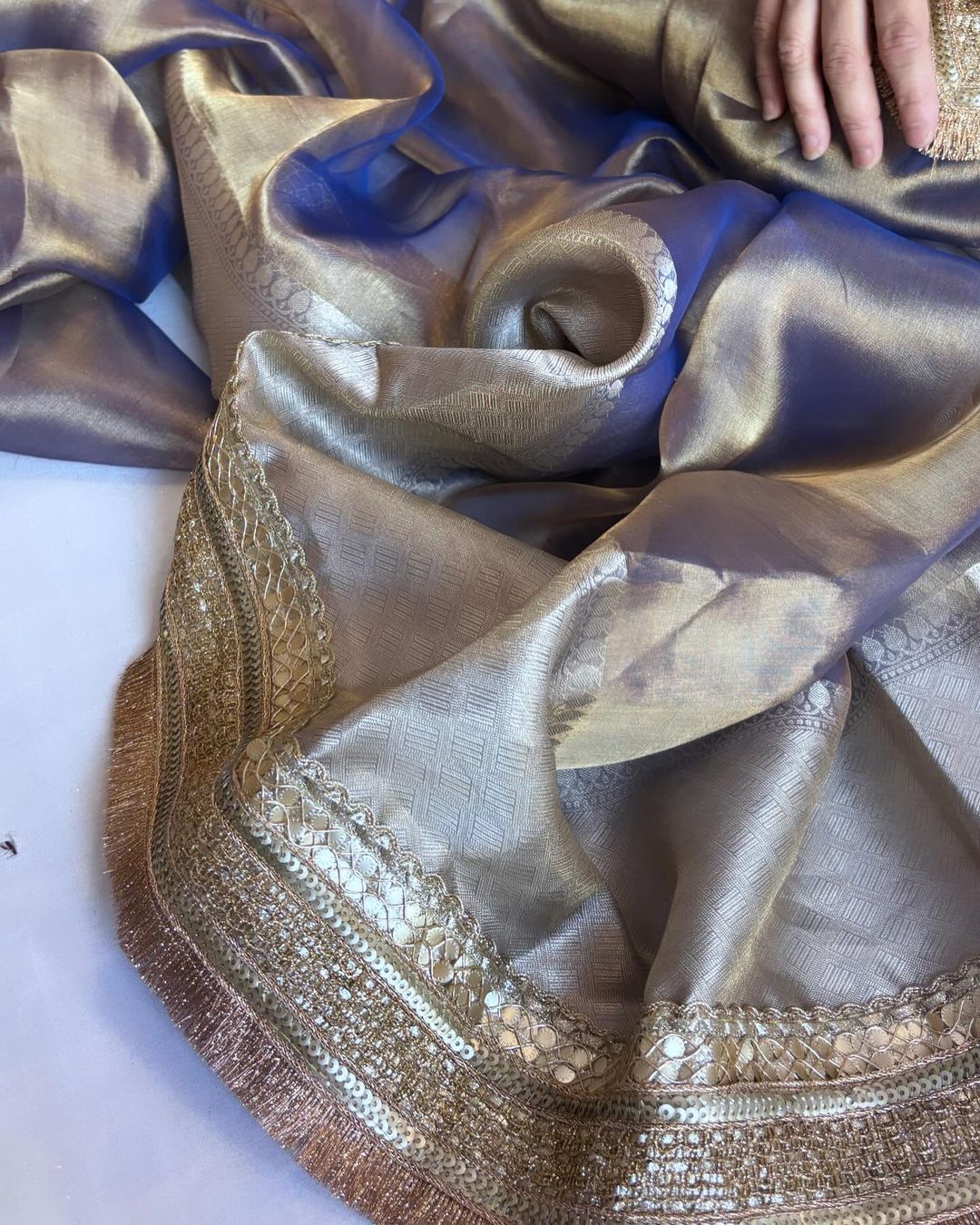 Diamond Tissue Silk Pure Banarasi Tissue Silk Kadhwa Handwoven Saree ✨💎